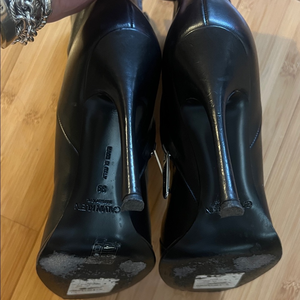 CALVIN KLEIN 205W39NYC Wilamiona Metal-Trimmed Leather Ankle Boot - Picture 9 of 12